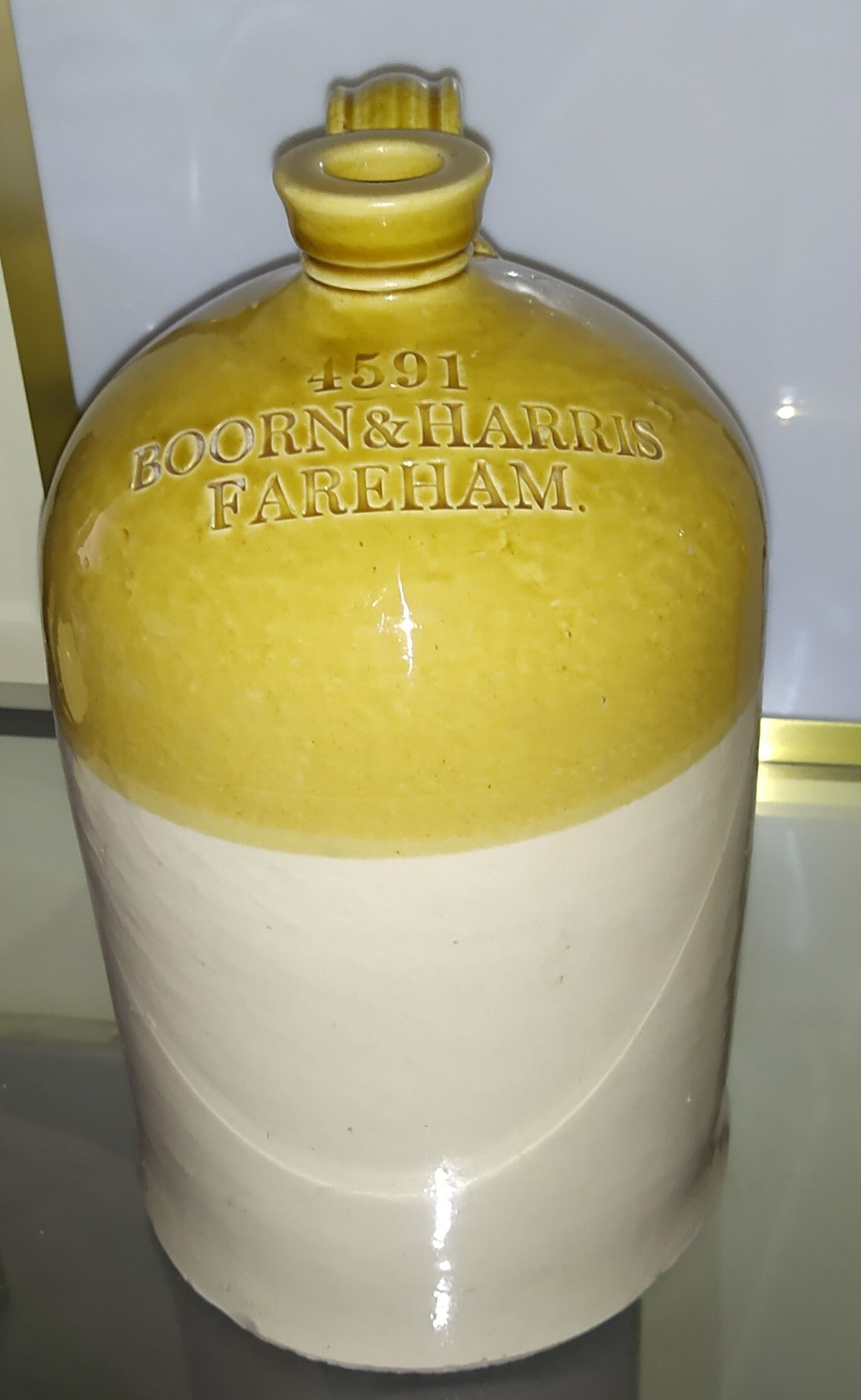 Alcohol jug, English