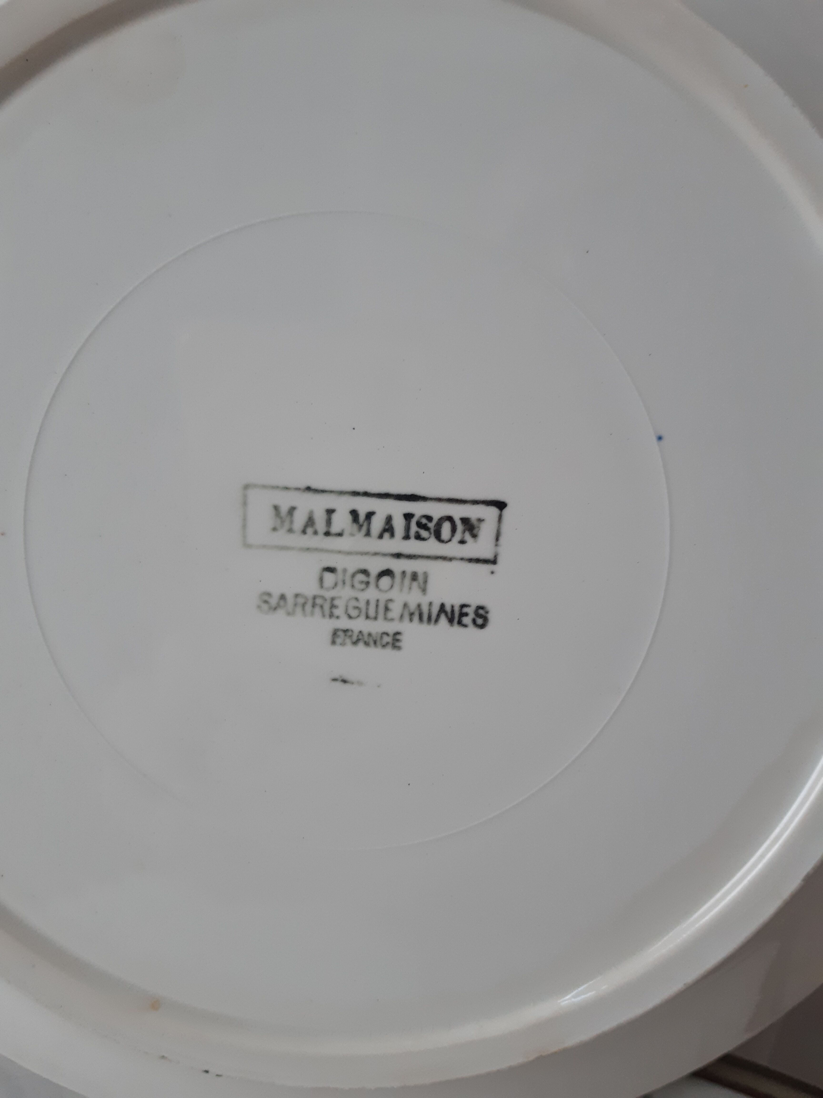 Plat digoin creux modèle malmaison
