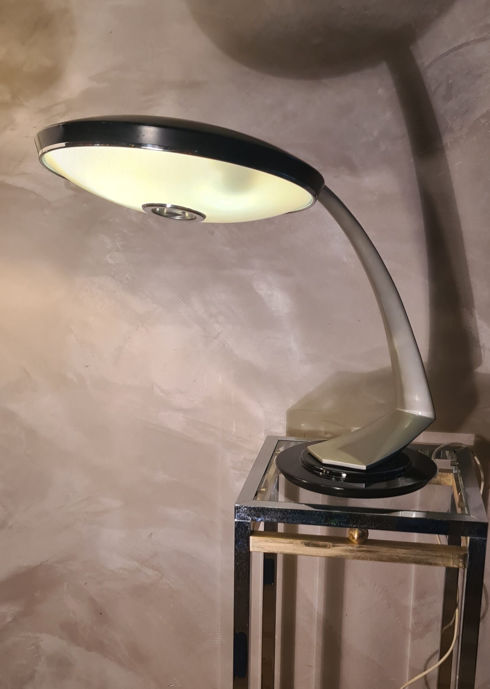 Lamp Boomerang desk made black and gray ,Fase