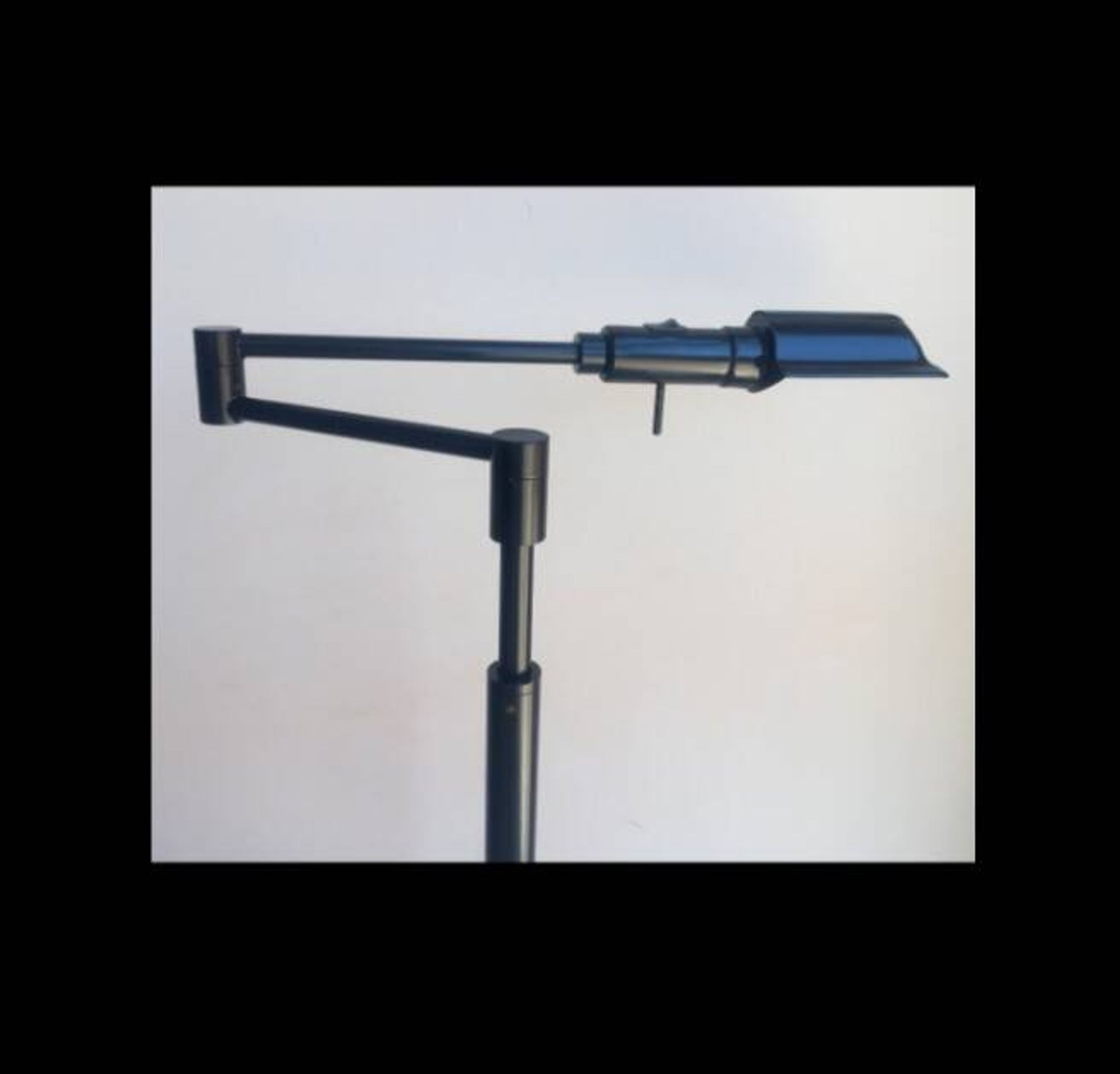 Mid centuri pharmacist floor lamp