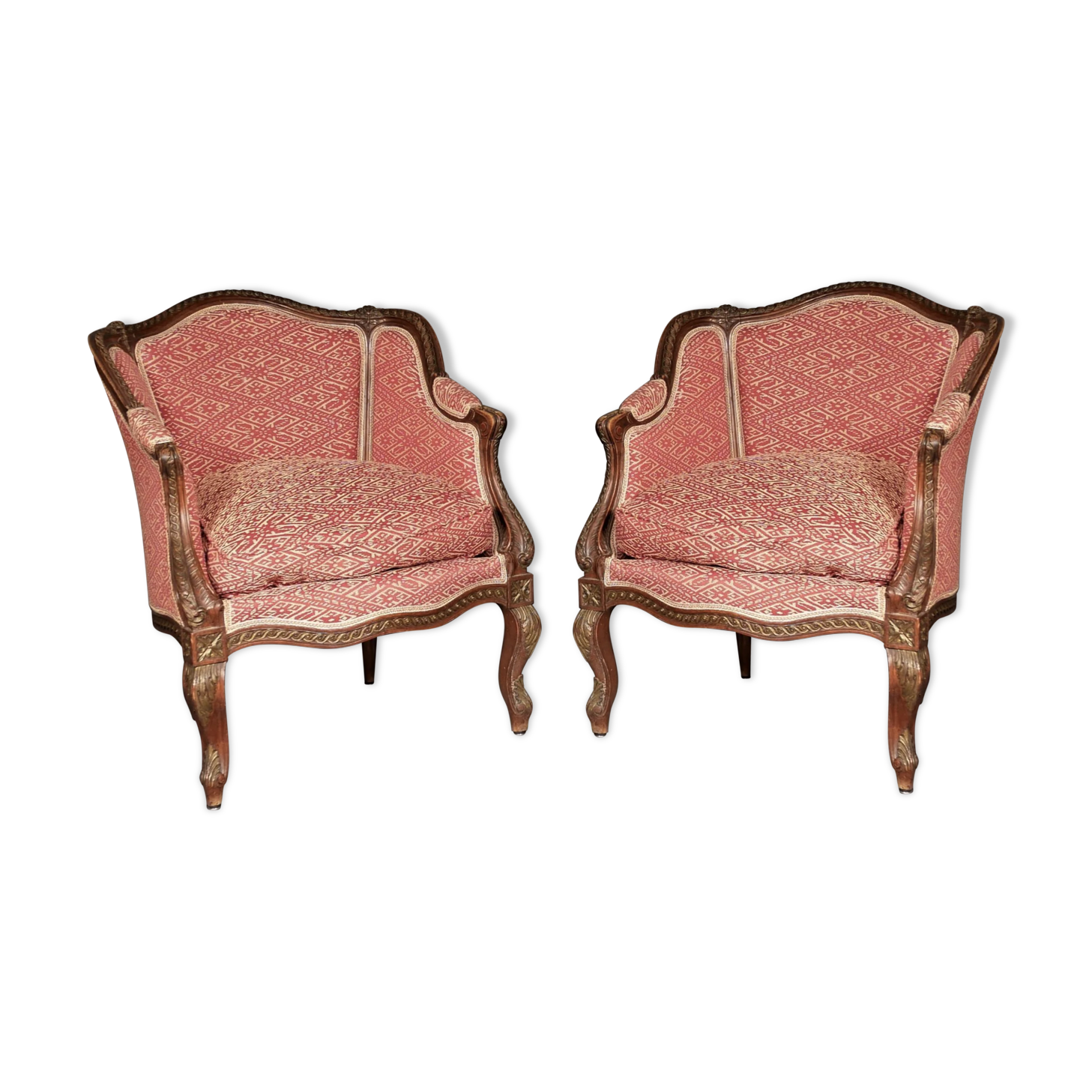 Paire de fauteuils bergères de style Louis XV