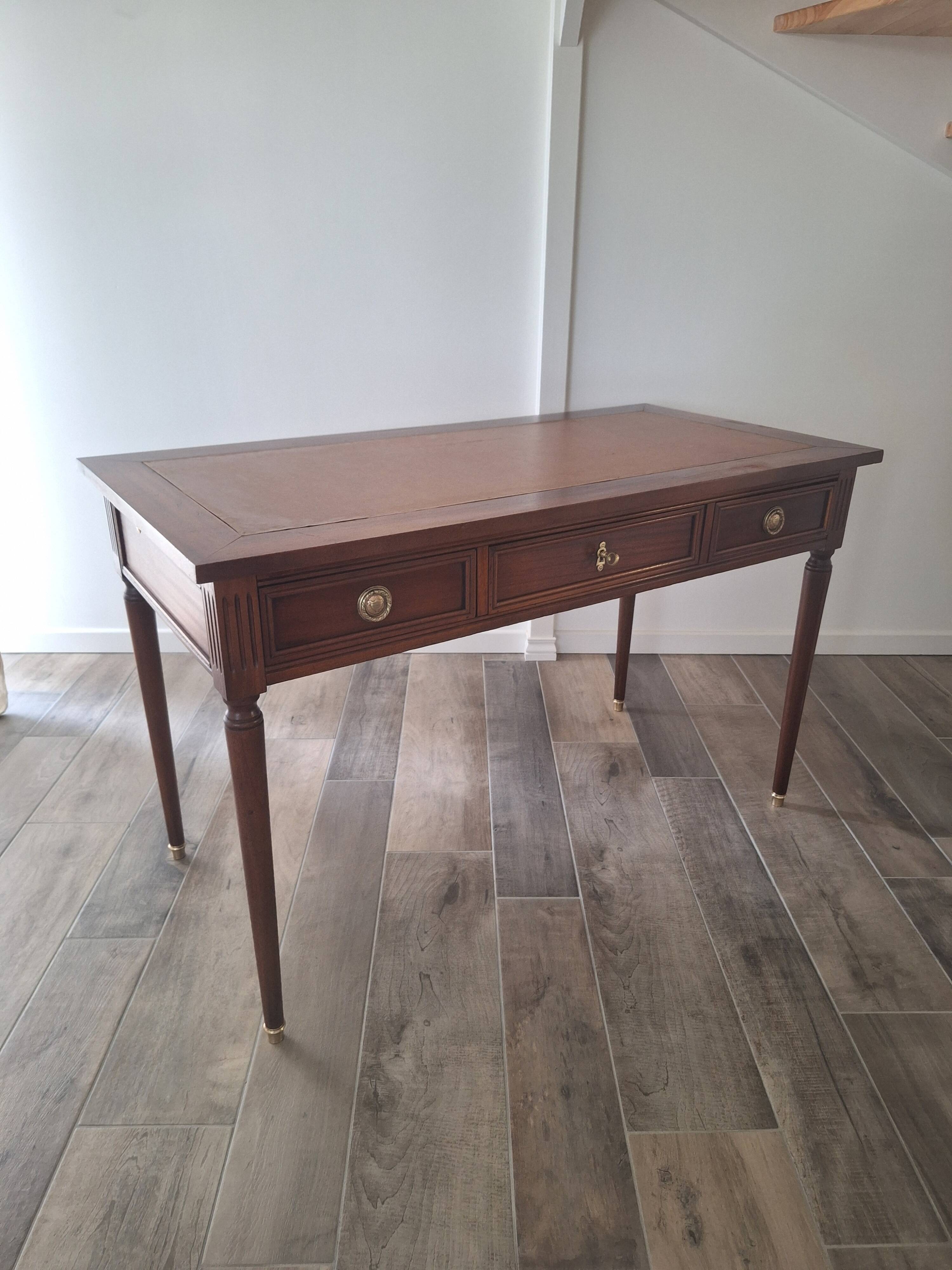 Louis XIV style desk