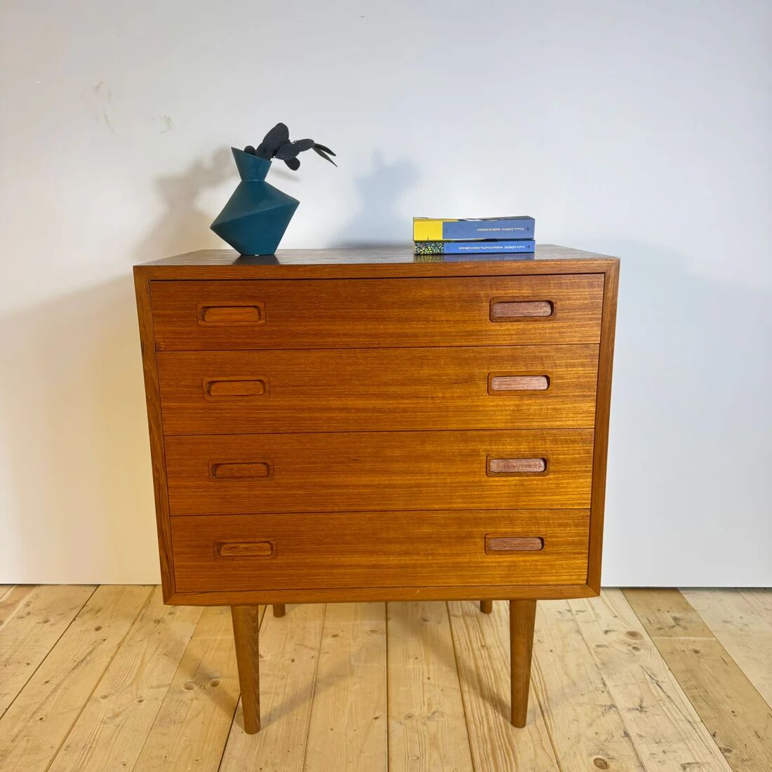 Vintage teak chest of drawers with four drawers – mid-century Scandinavian design