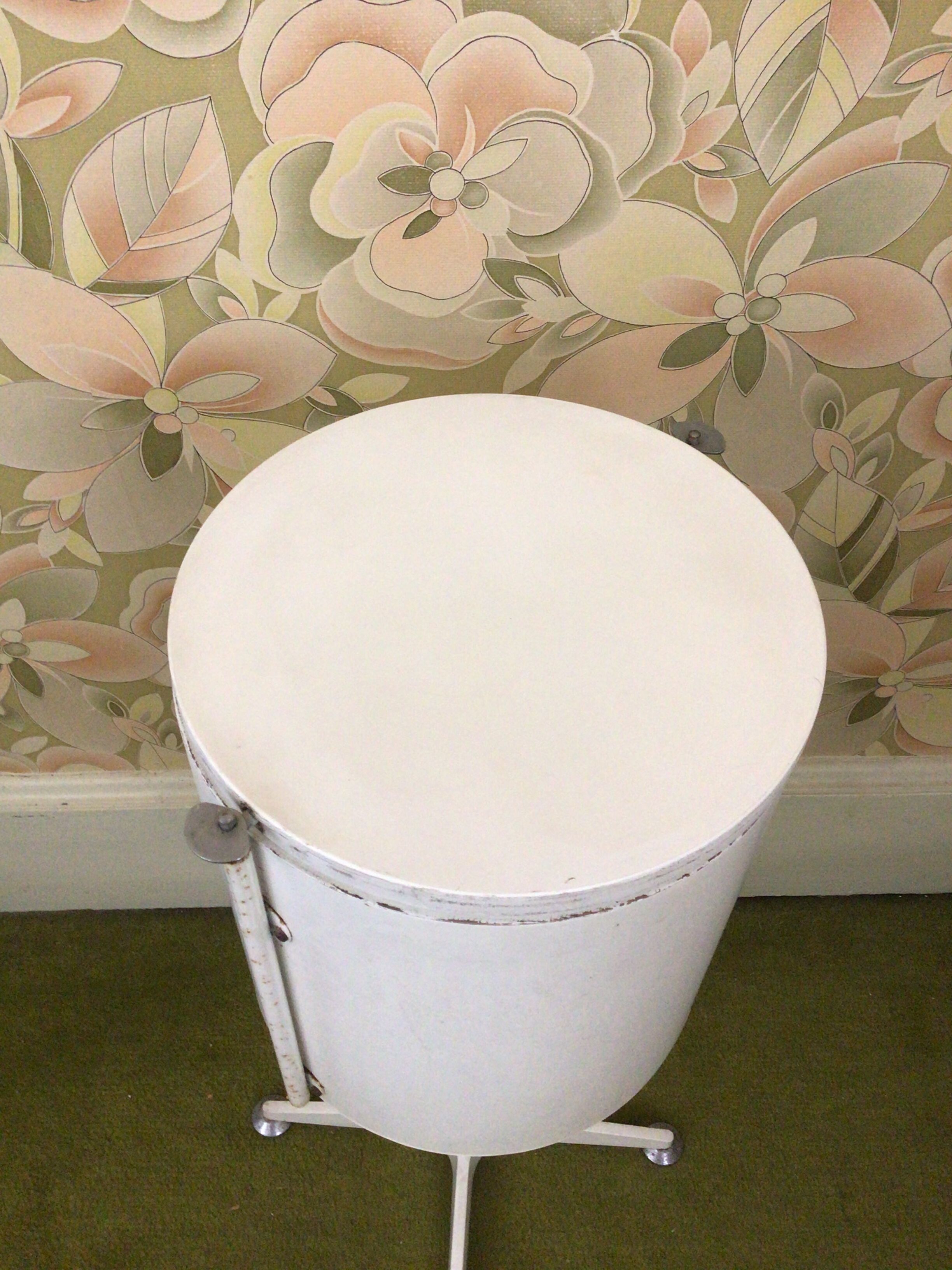 Hairdresser 1950 wood and metal