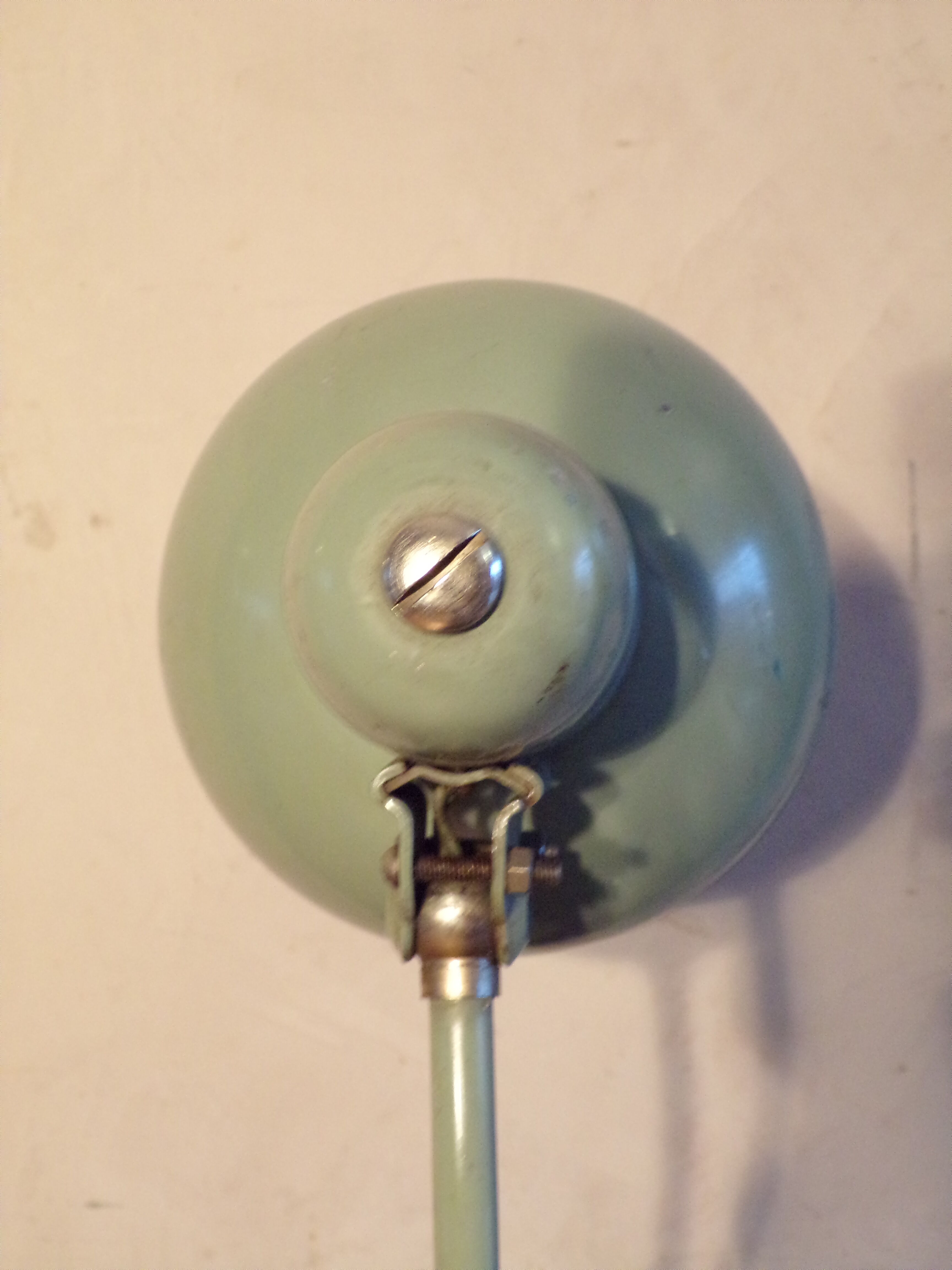 Manufrance articulated workshop lamp