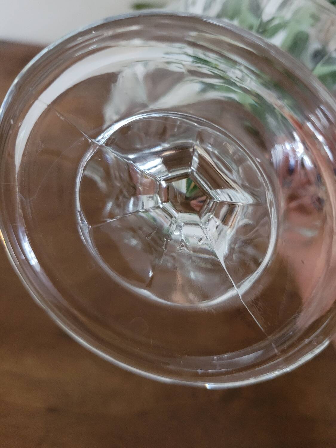 Crystal footed cup