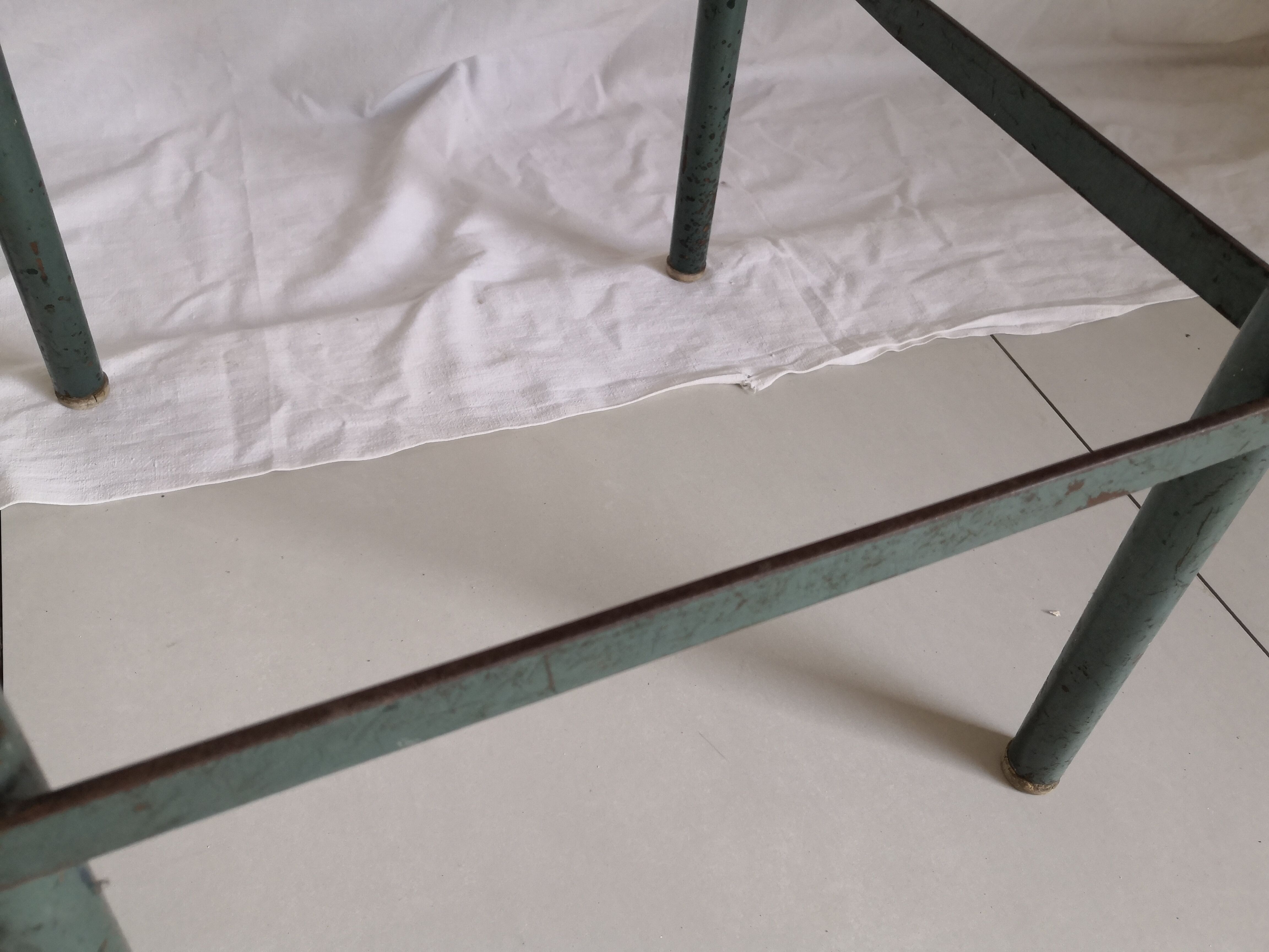 Duo of vintage 60s workshop industrial tabourets
