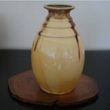 Vase en céramique vernissé jaune