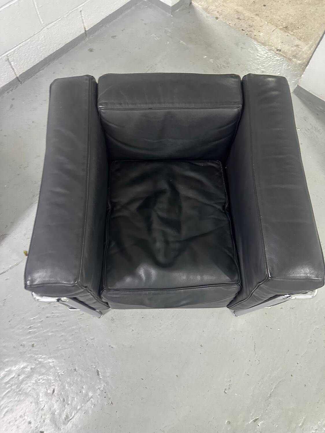 Paire de fauteuils LC2 Le Corbusier édition Cassina vintage
