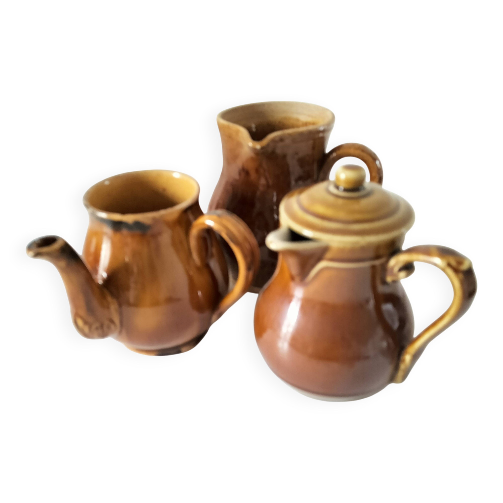 Set of three stoneware jugs from Vendeuvre Pottery – bistro charm