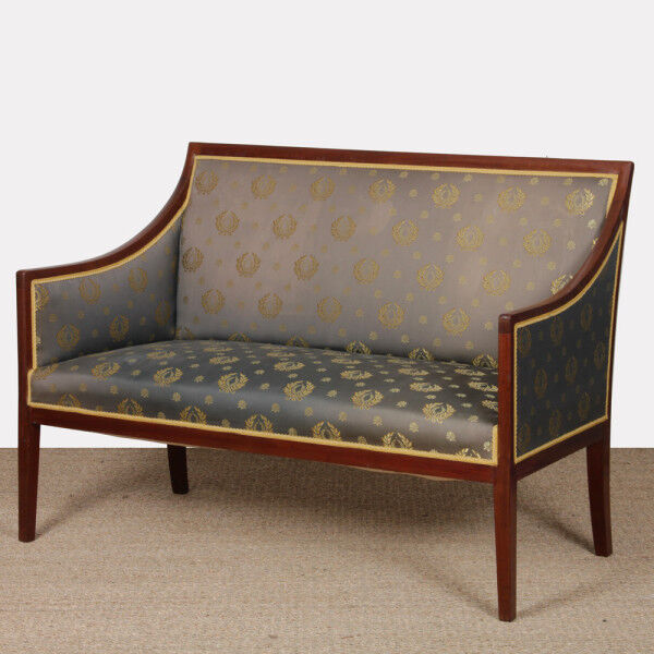 Banquette in the style of Jean-Michel Frank from the 1930s-1940s.