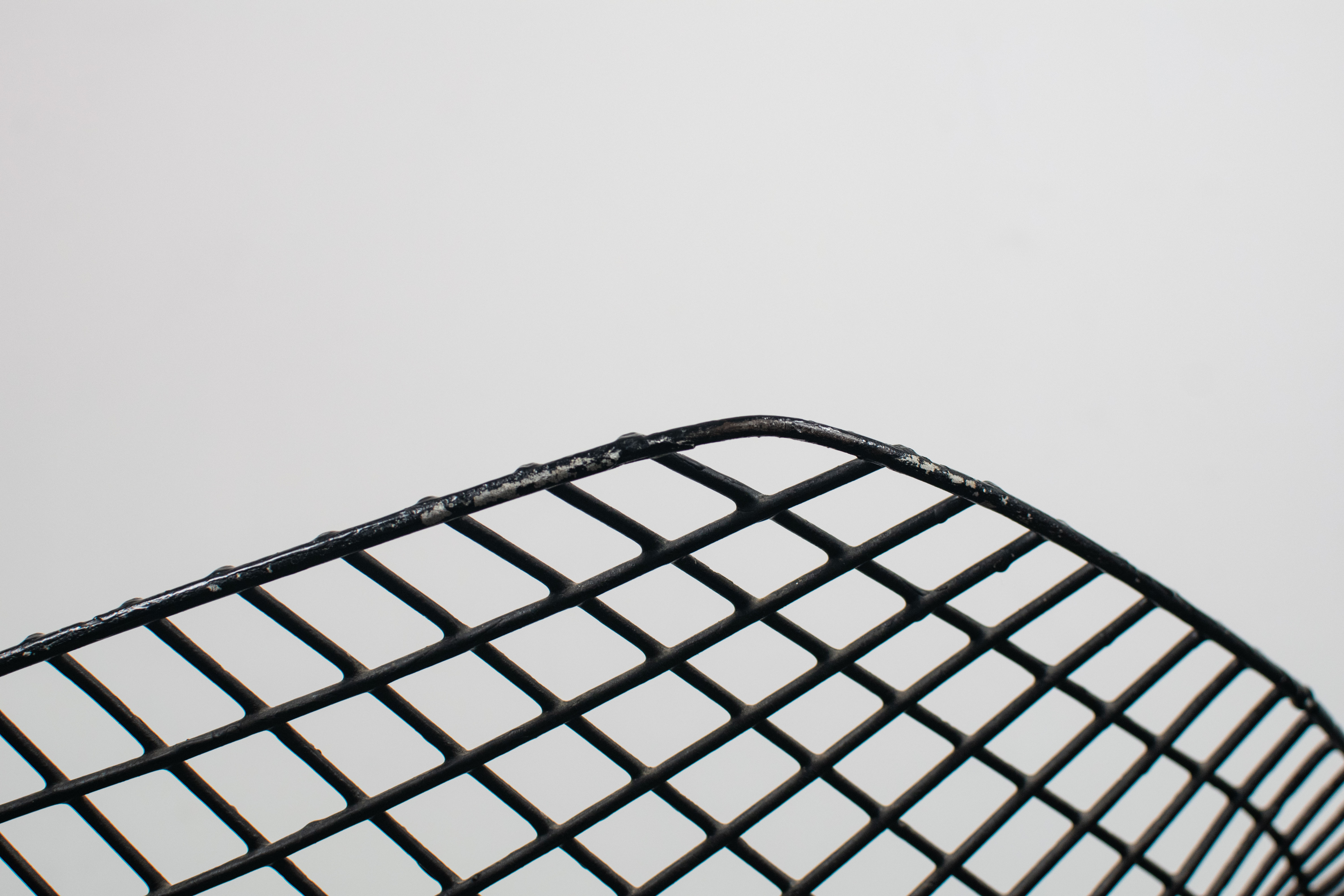 Pair of armchairs Diamond Chairs Harry Bertoia