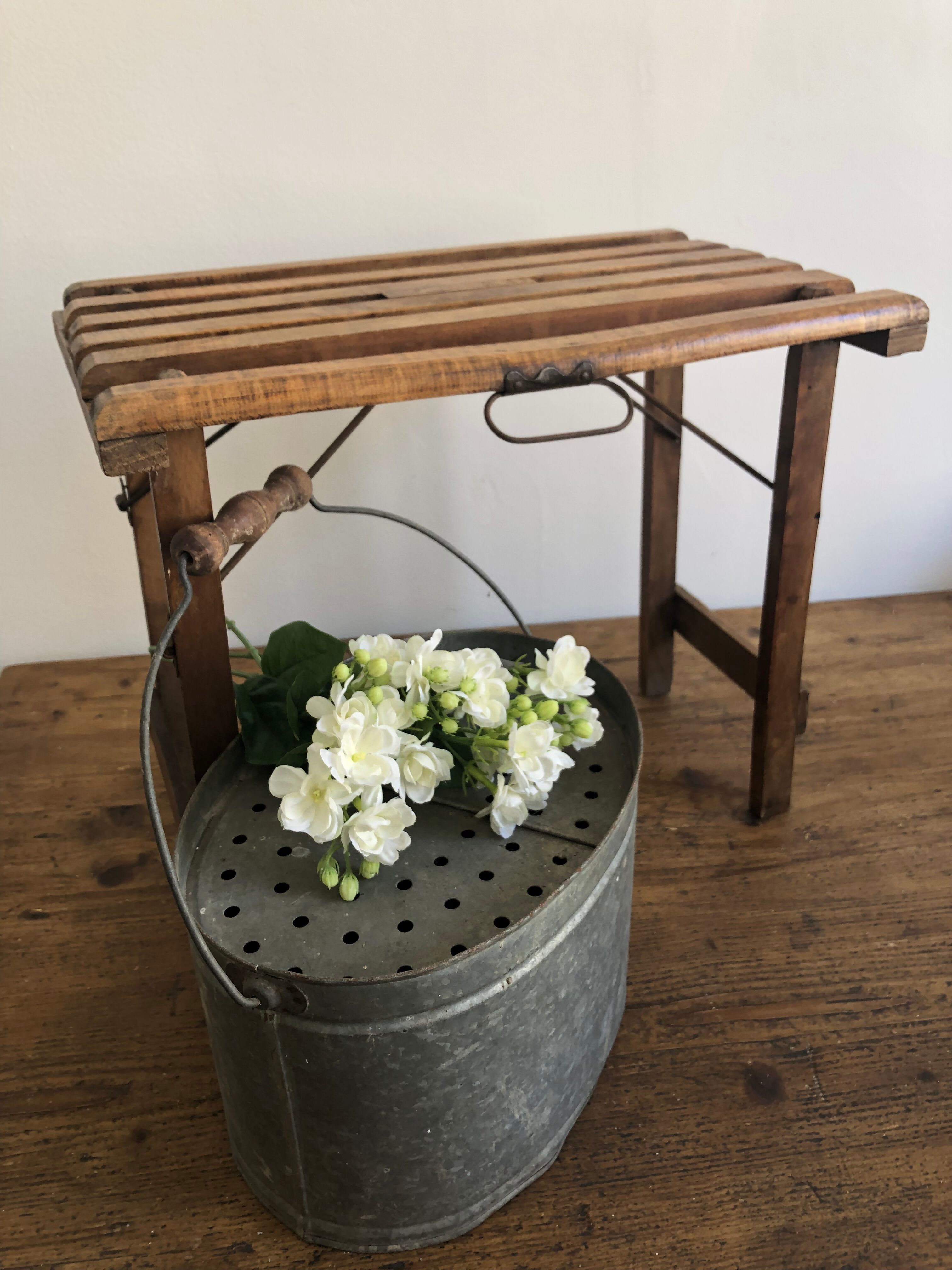 Painter's folding stool