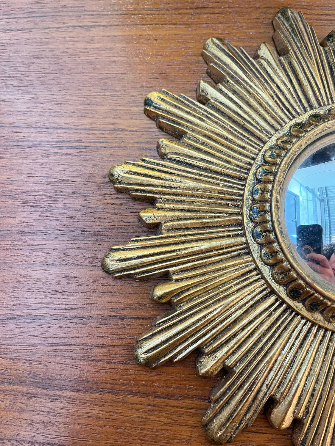 Golden witch mirror 25cm