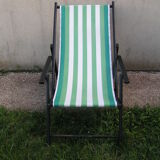Wooden transat green and white striped canvas
