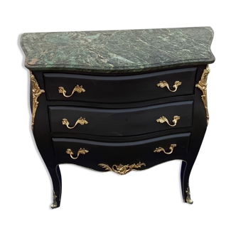 black chest of drawers