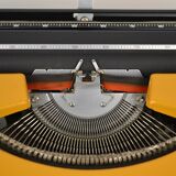 Brother deluxe 262tr mechanical typewriter - new tape
