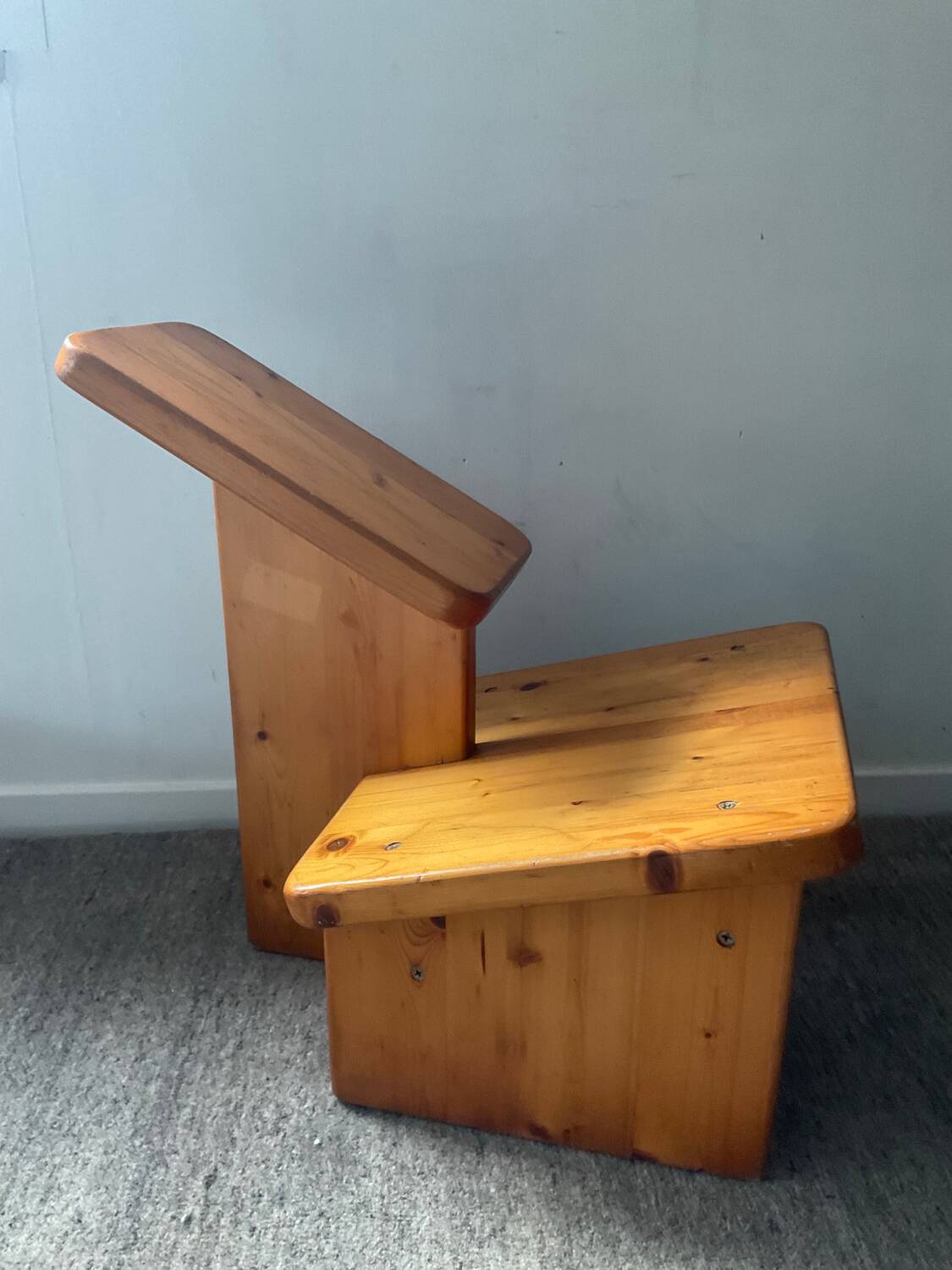 Chaise vintage en pin massif