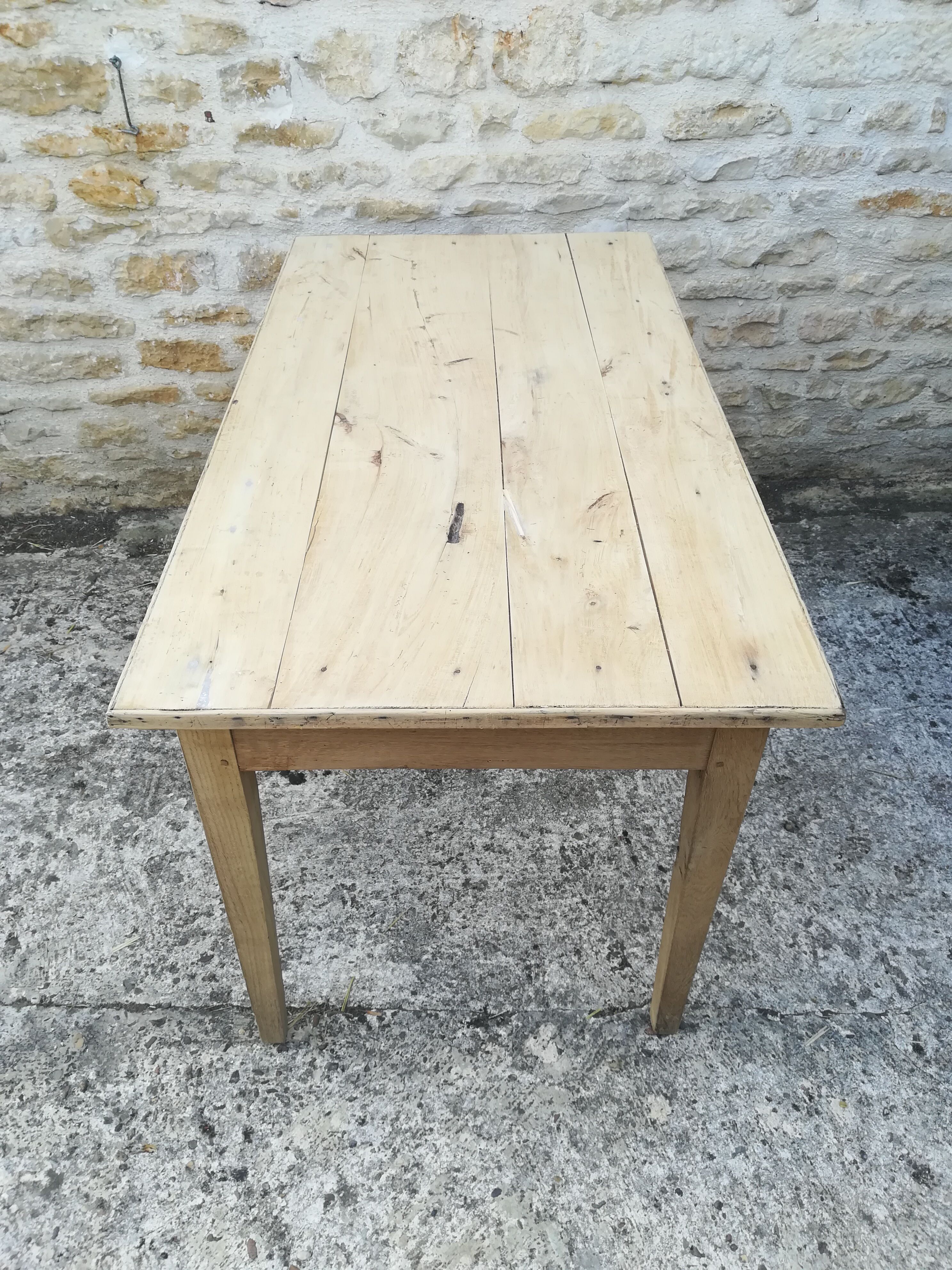 Farmhouse table