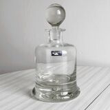 Glass carafe with spherical stopper