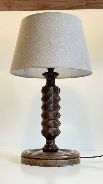 Lampe bois façon Charles Dudouyt