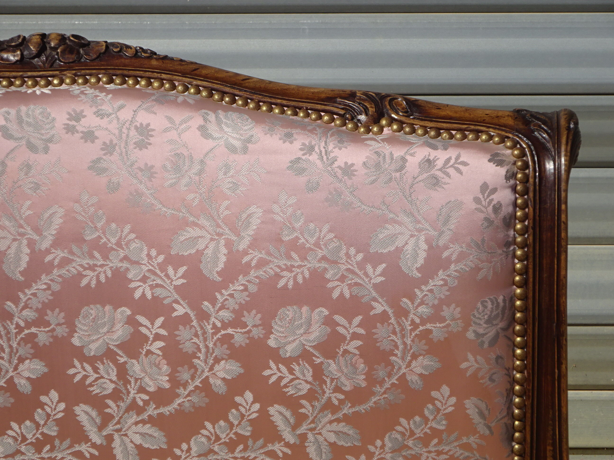 Antique sofa bed, in Louis XV style.
