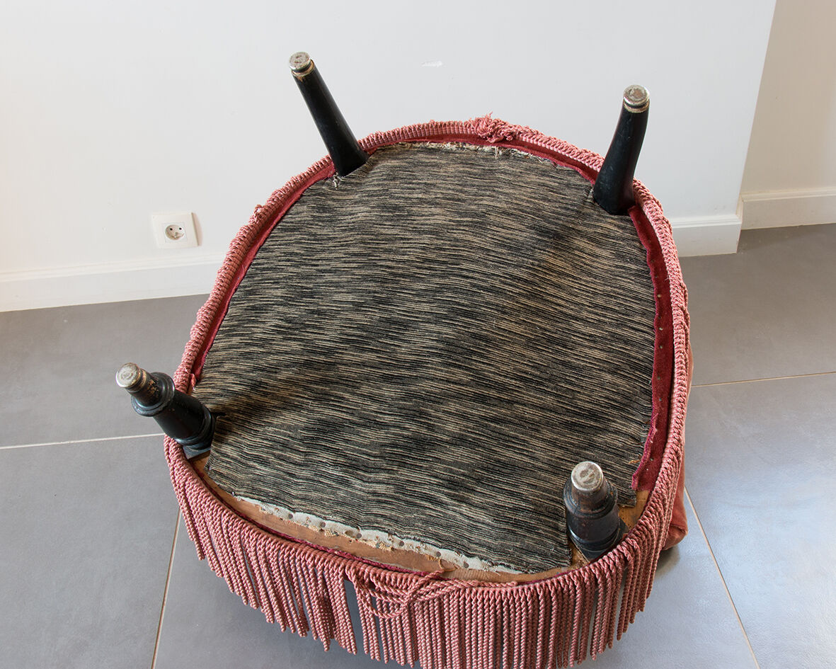 Old pink toad armchair