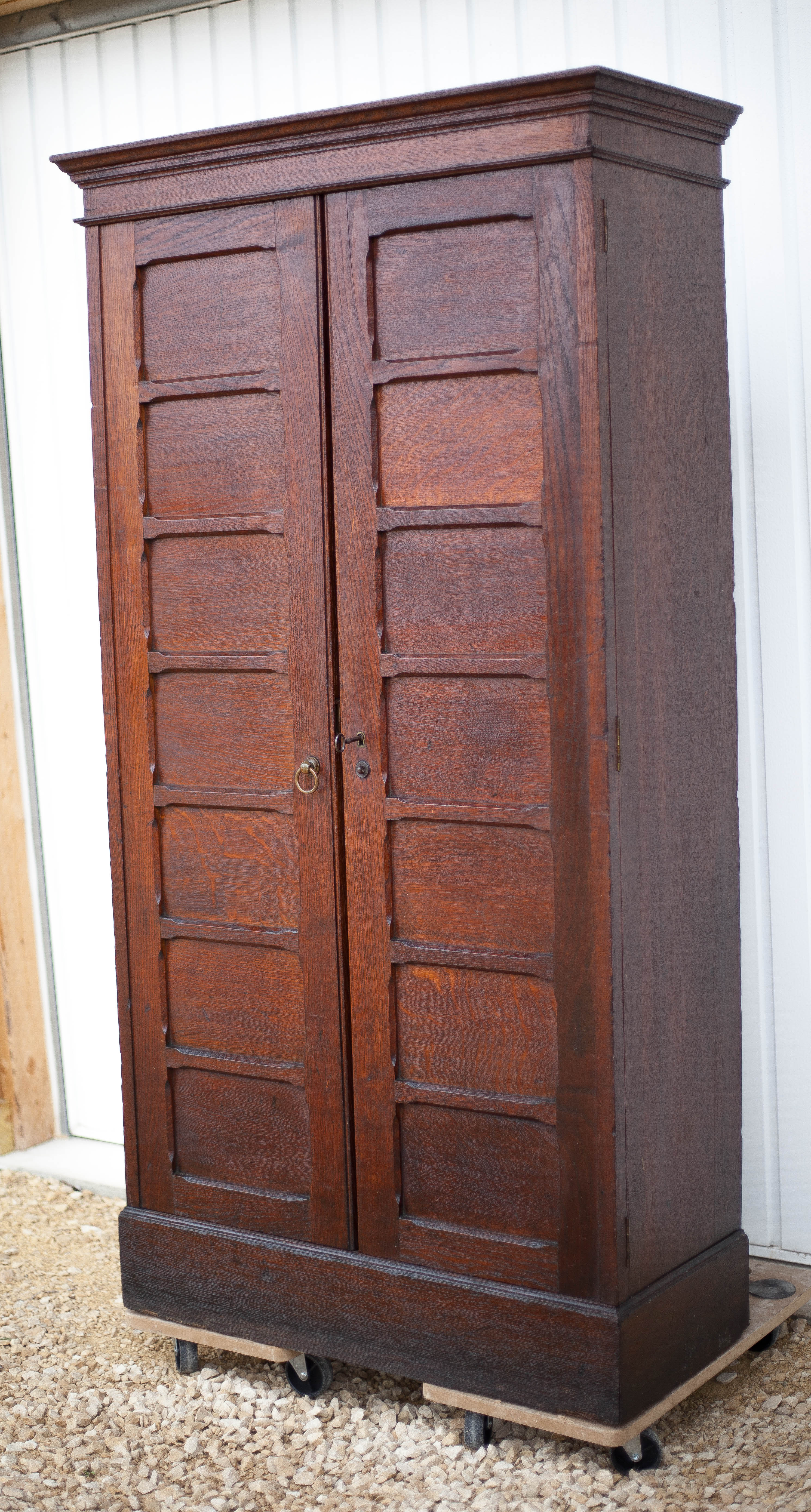 Parisian notary cabinet