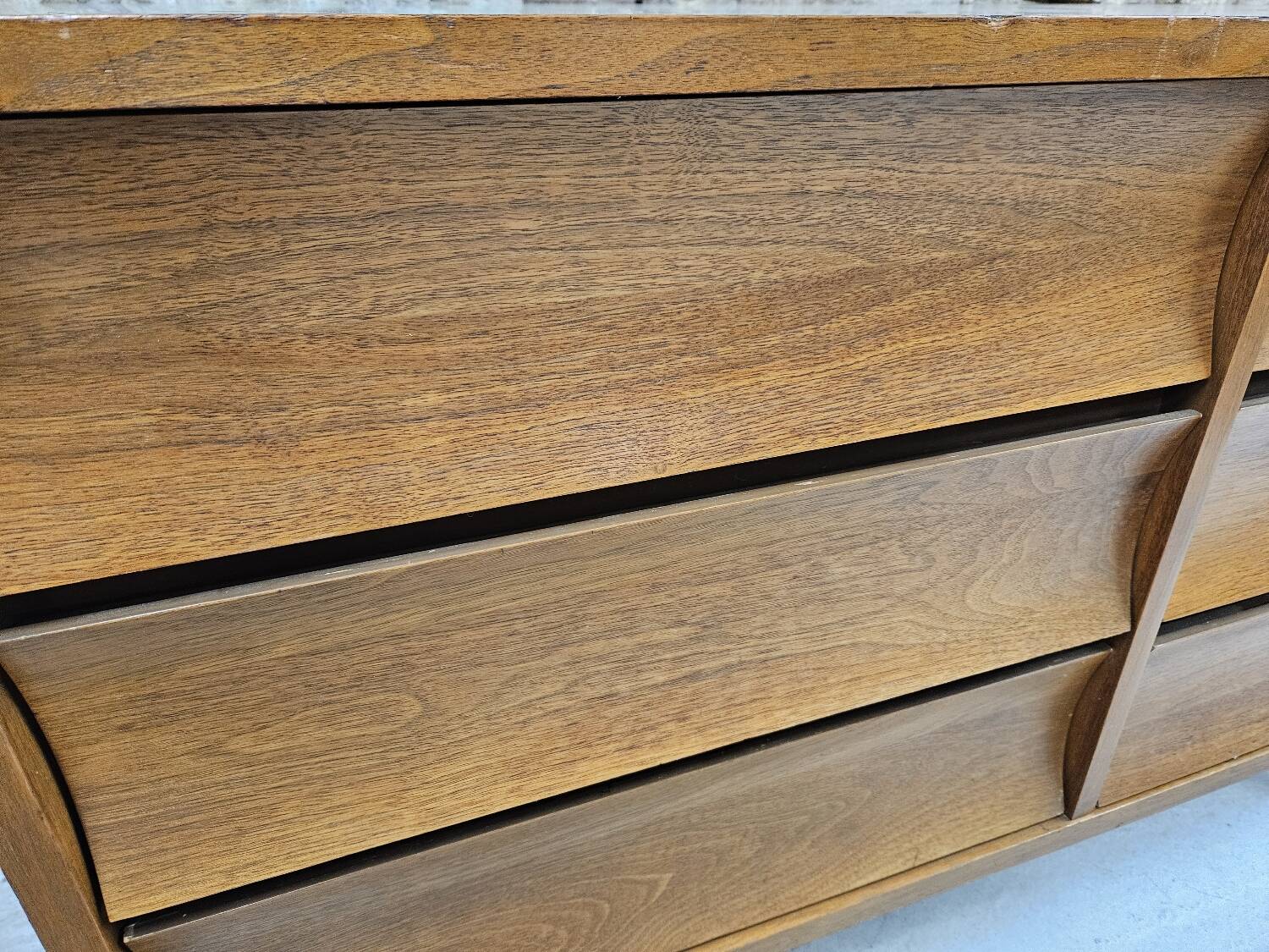 Johnson Carper 1950 Dresser