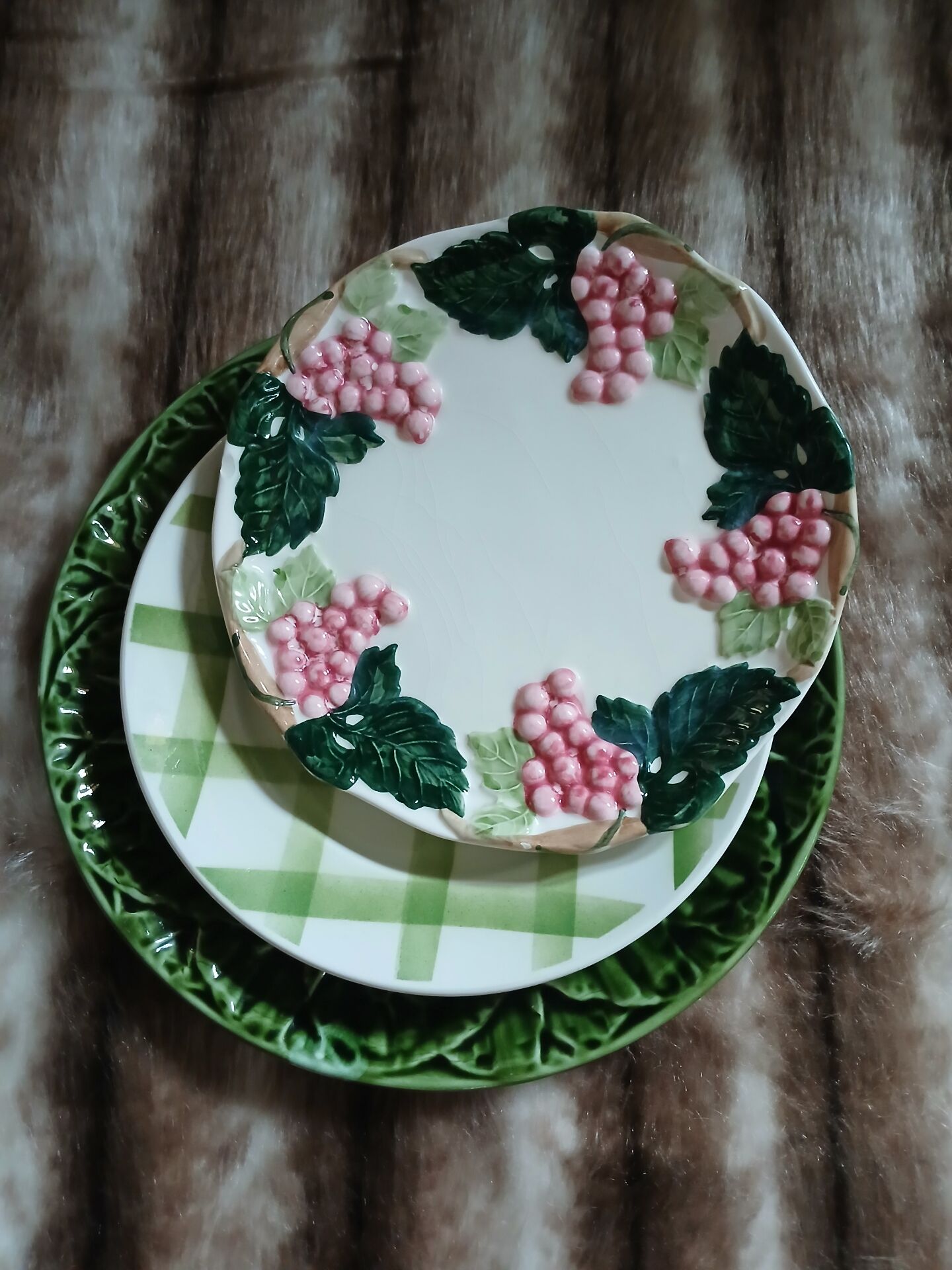 3 mismatched vintage dinner plates