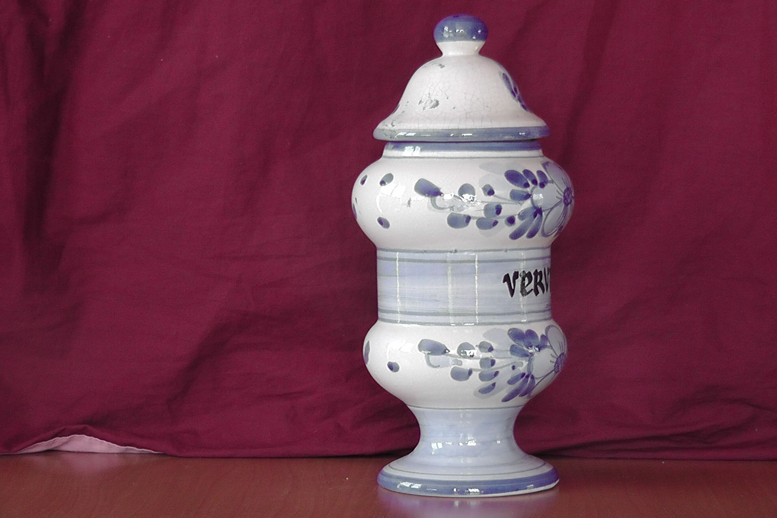 Apothecary pot pharmacy