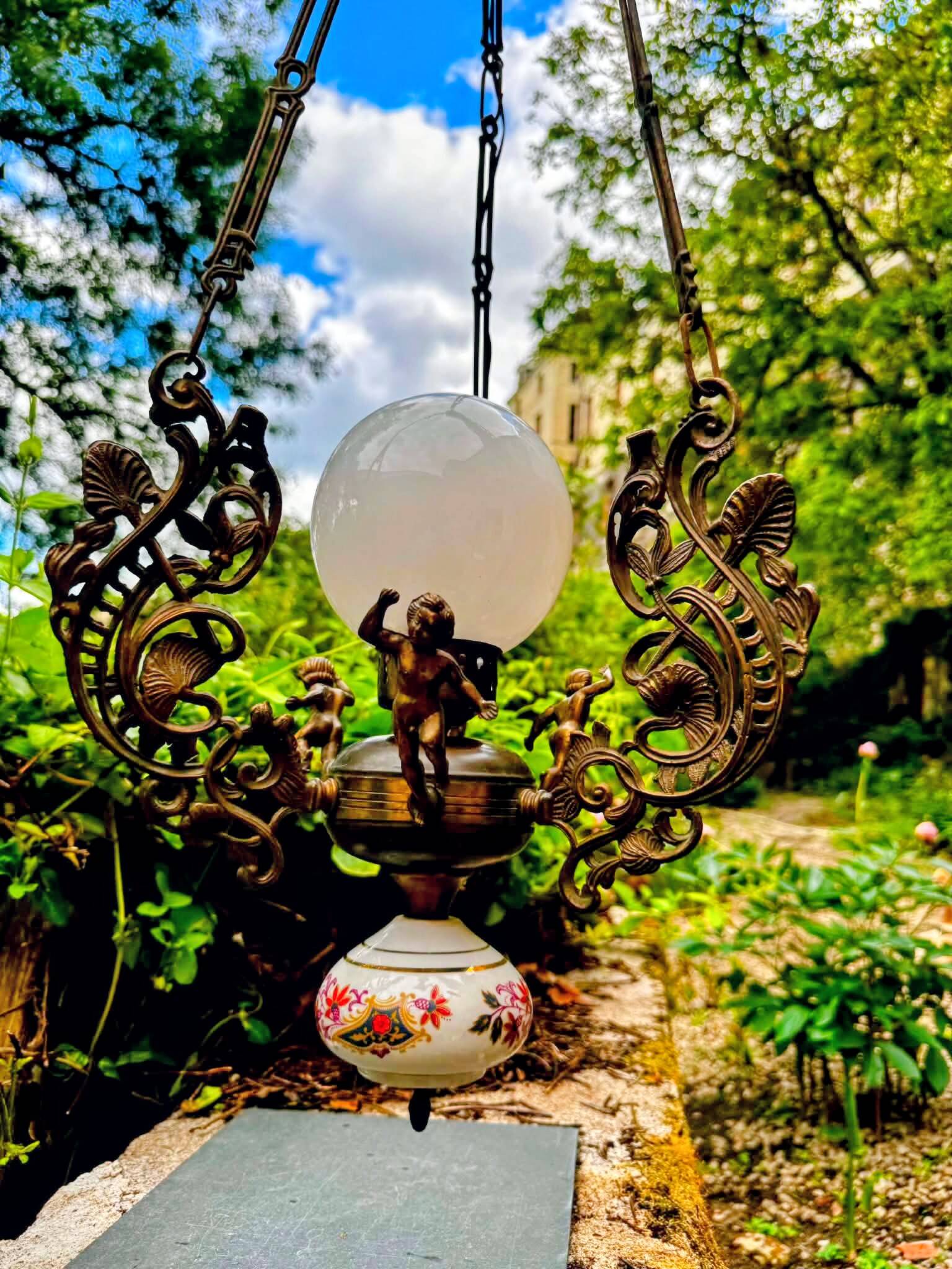 Bronze and porcelain Art Nouveau chandelier