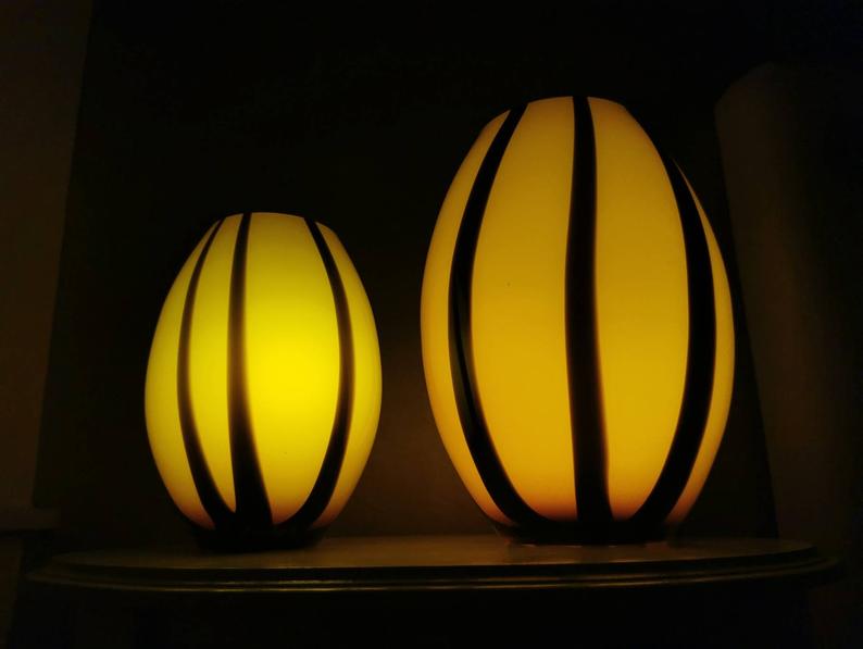 Set of 2 Italian lamps in Volux glass, 80s