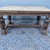 Extendable monastery table