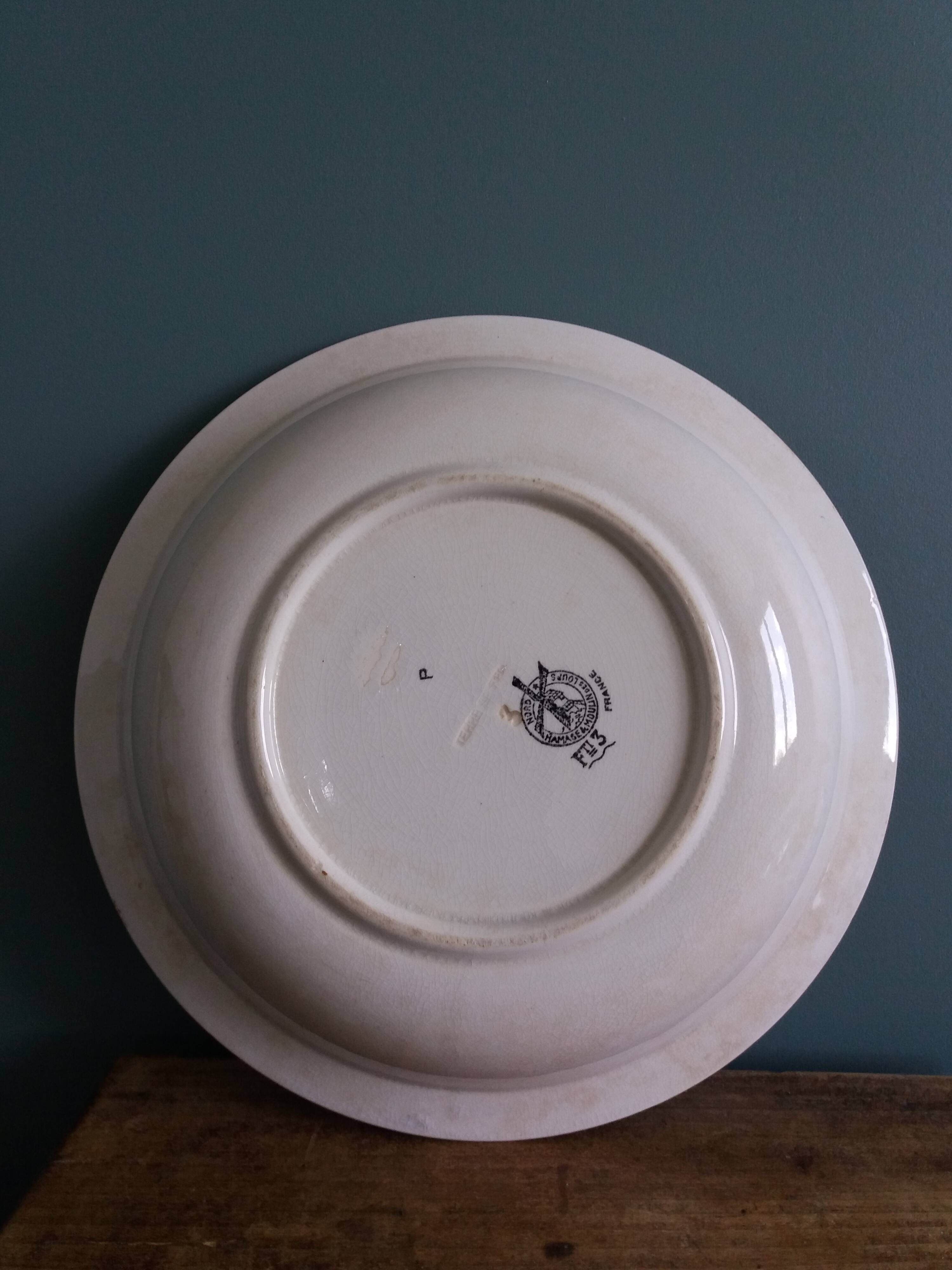 Iron Earth Dishes Moulin des Loups and Hamage