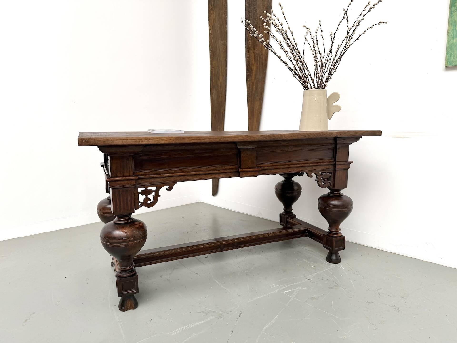 Neo-Renaissance desk in solid oak, circa 1900