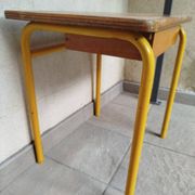 Ancien bureau d'écolier