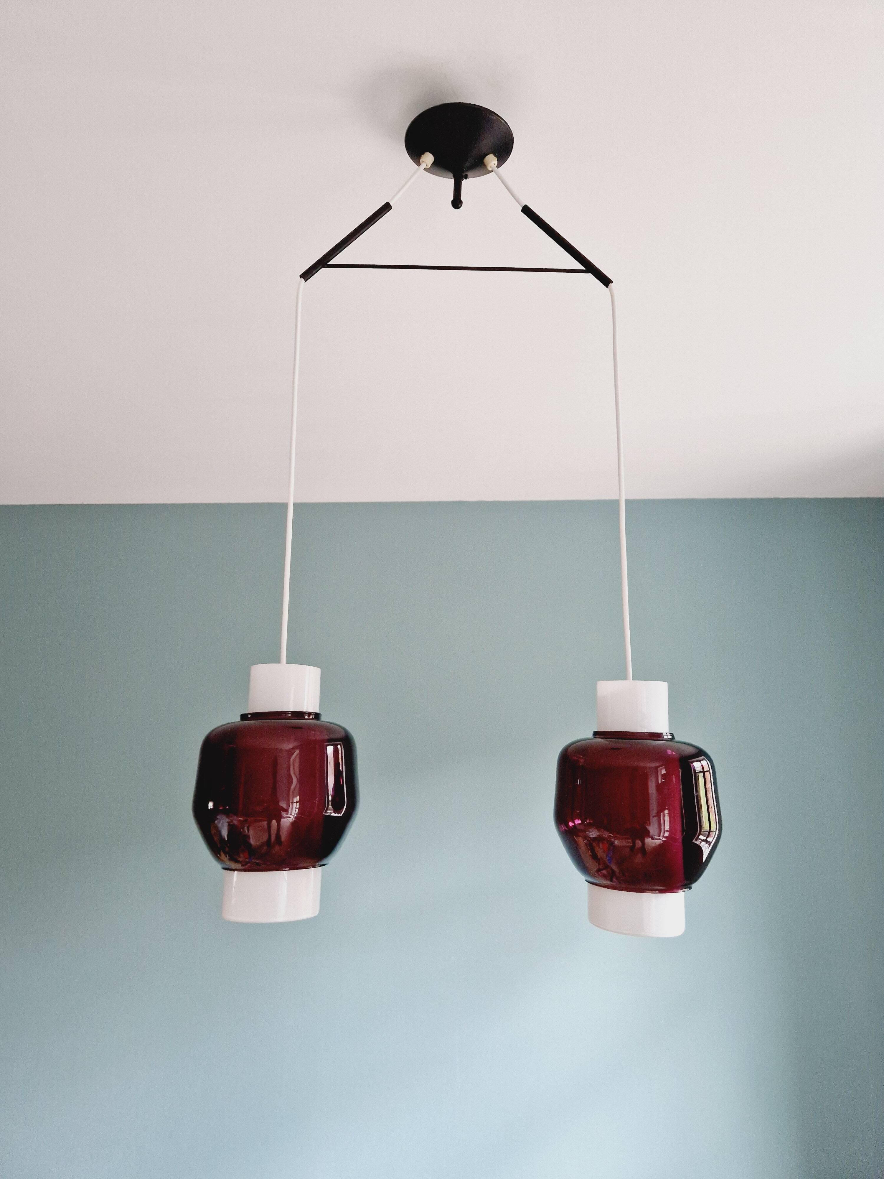Scandinavian chandelier in white opaline and amethyst glass, 1960s.
