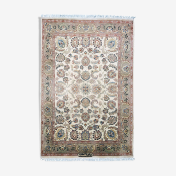 Oriental carpet "Punjab" silk background