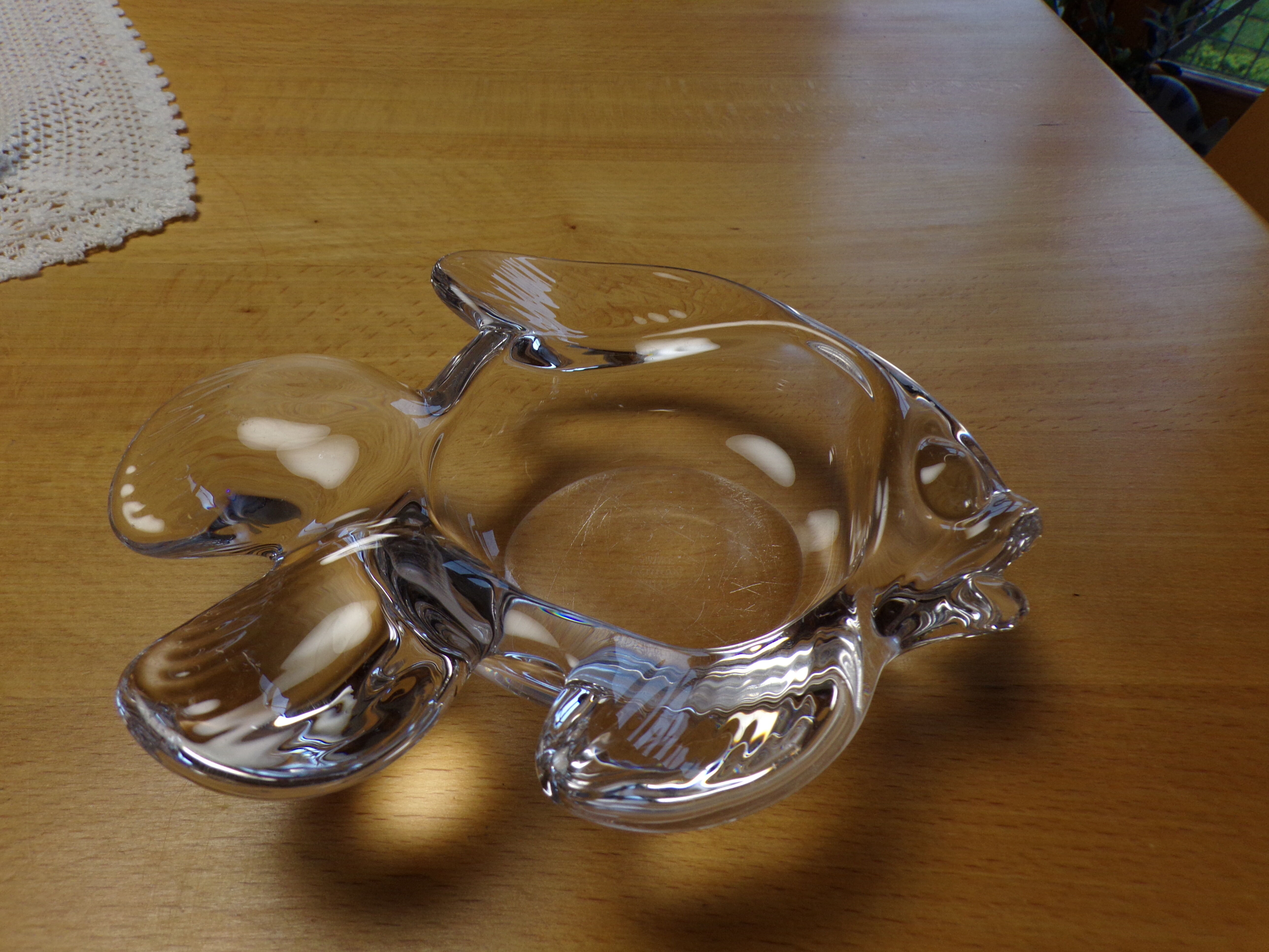 Crystal fish from Vannes France empty pocket