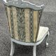 Chauffeuse de style Louis XV avec repose-pieds assorti – XXe siècle