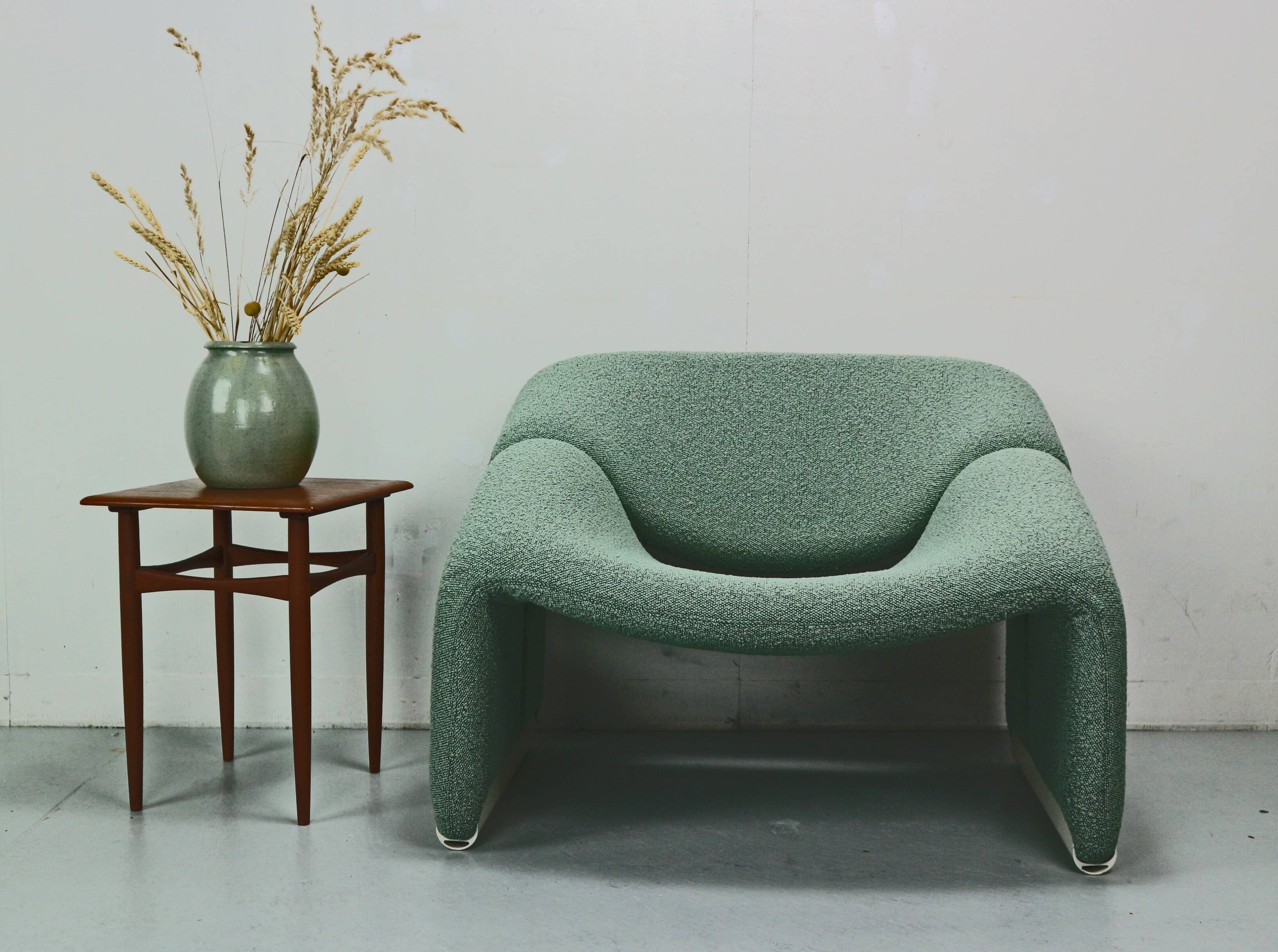 Pierre Paulin F598 Groovy Armchair for Artifort