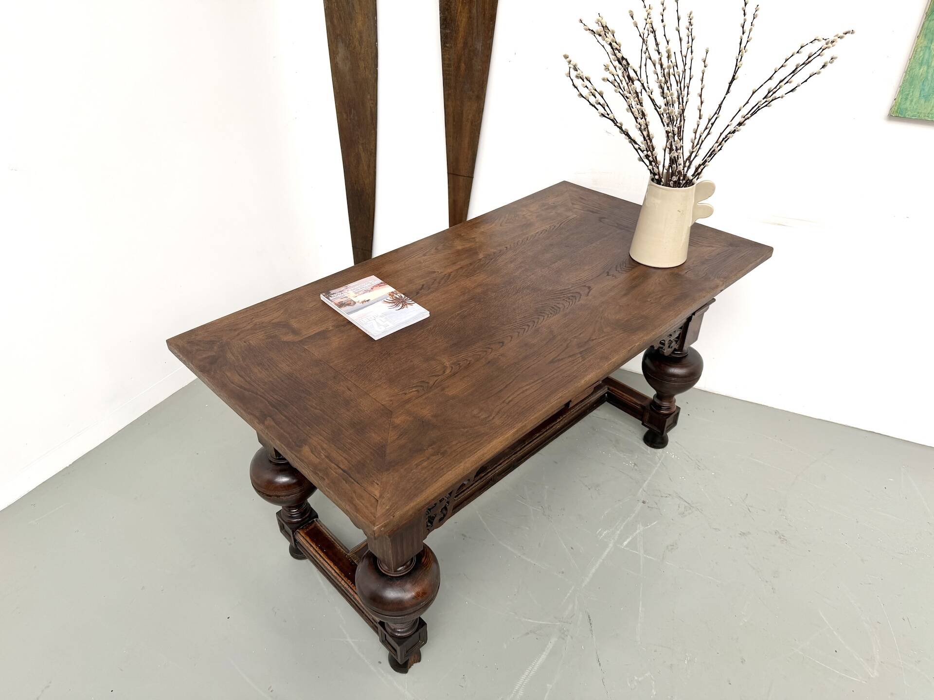 Neo-Renaissance desk in solid oak, circa 1900