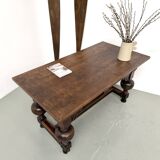 Neo-Renaissance desk in solid oak, circa 1900