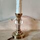 Petite lampe de chevet années 40 - pied en verre taillé et laiton