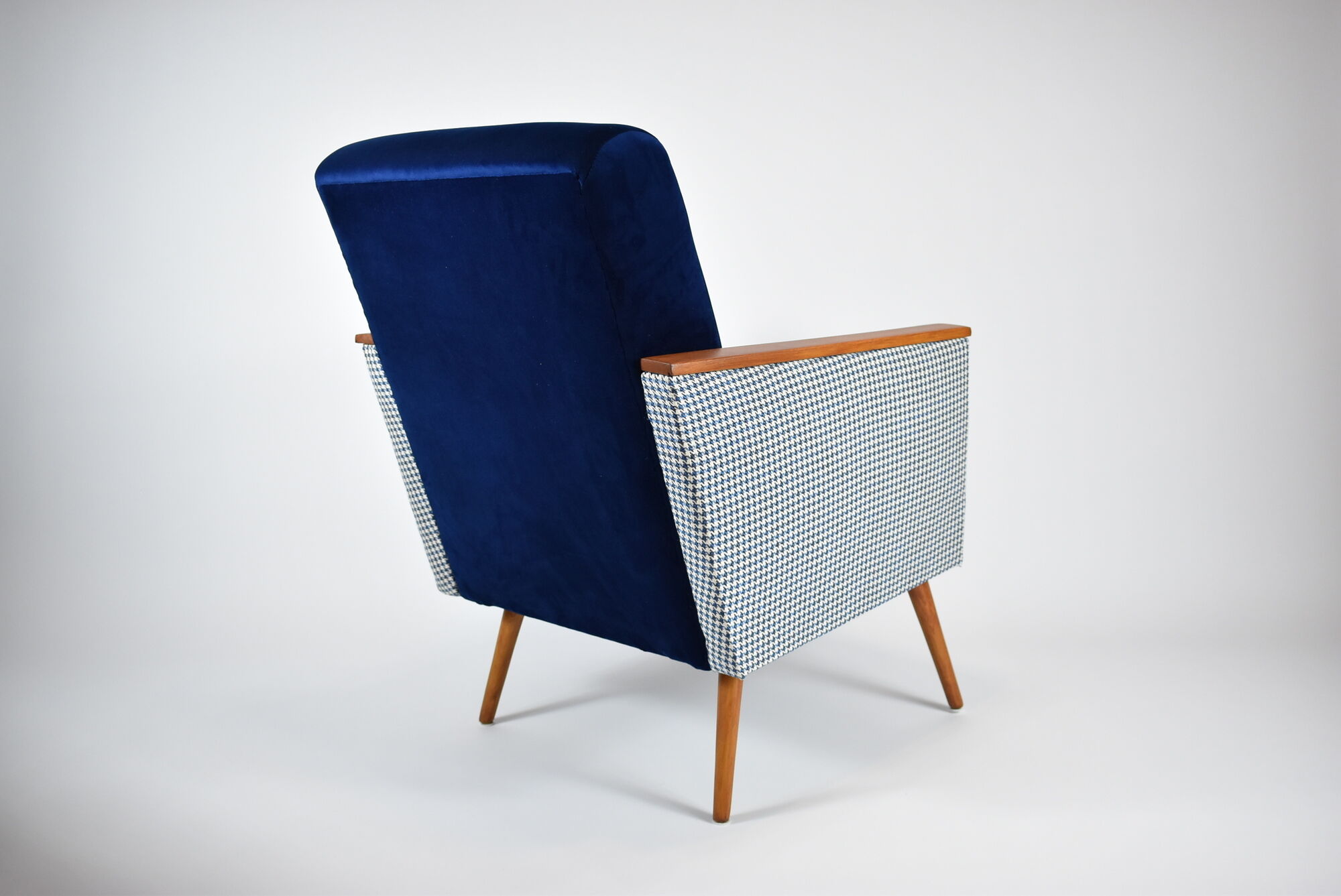 Vintage armchair 60s, DDR, renovation, velvet, houndstooth, blue