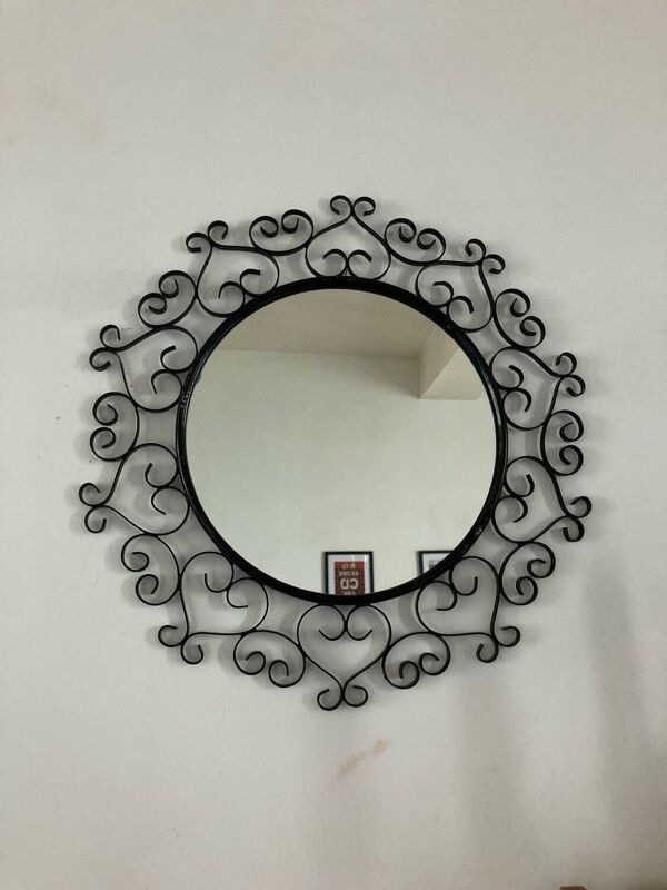 Grand miroir vintage en métal noir Chaty Vallauris
