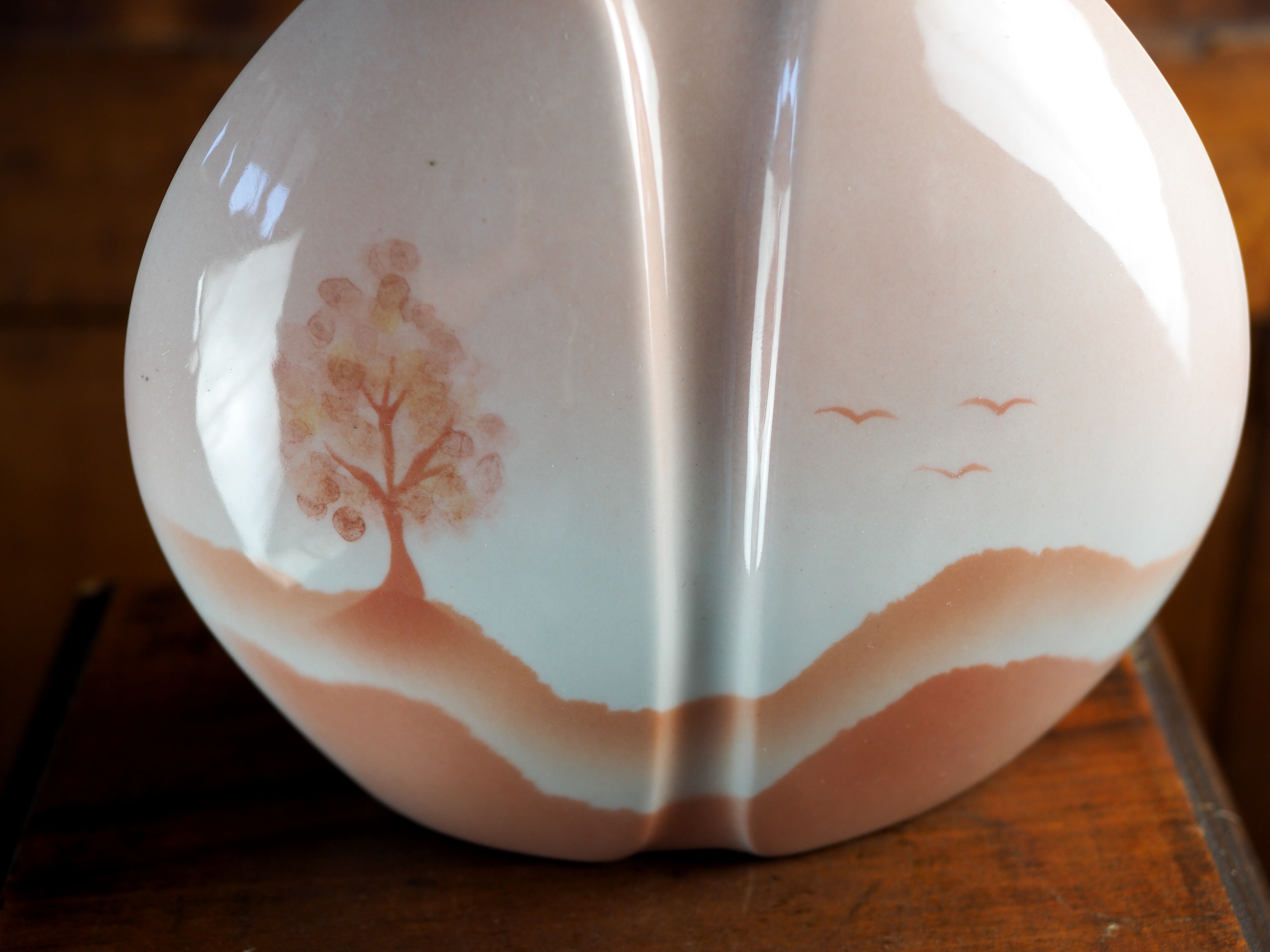Pink lens vase, poetic landscape tree & flight of birds - Yves Mohy, porcelain of Virebent - ann
