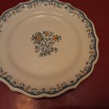 Plate faience of gien model moustier with pomegranate