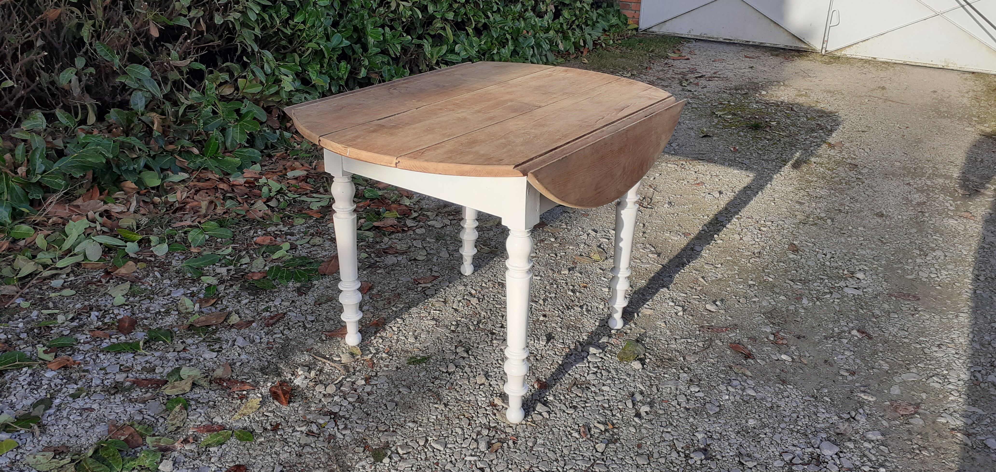 Louis Philippe style table felling solid oak wood brut white